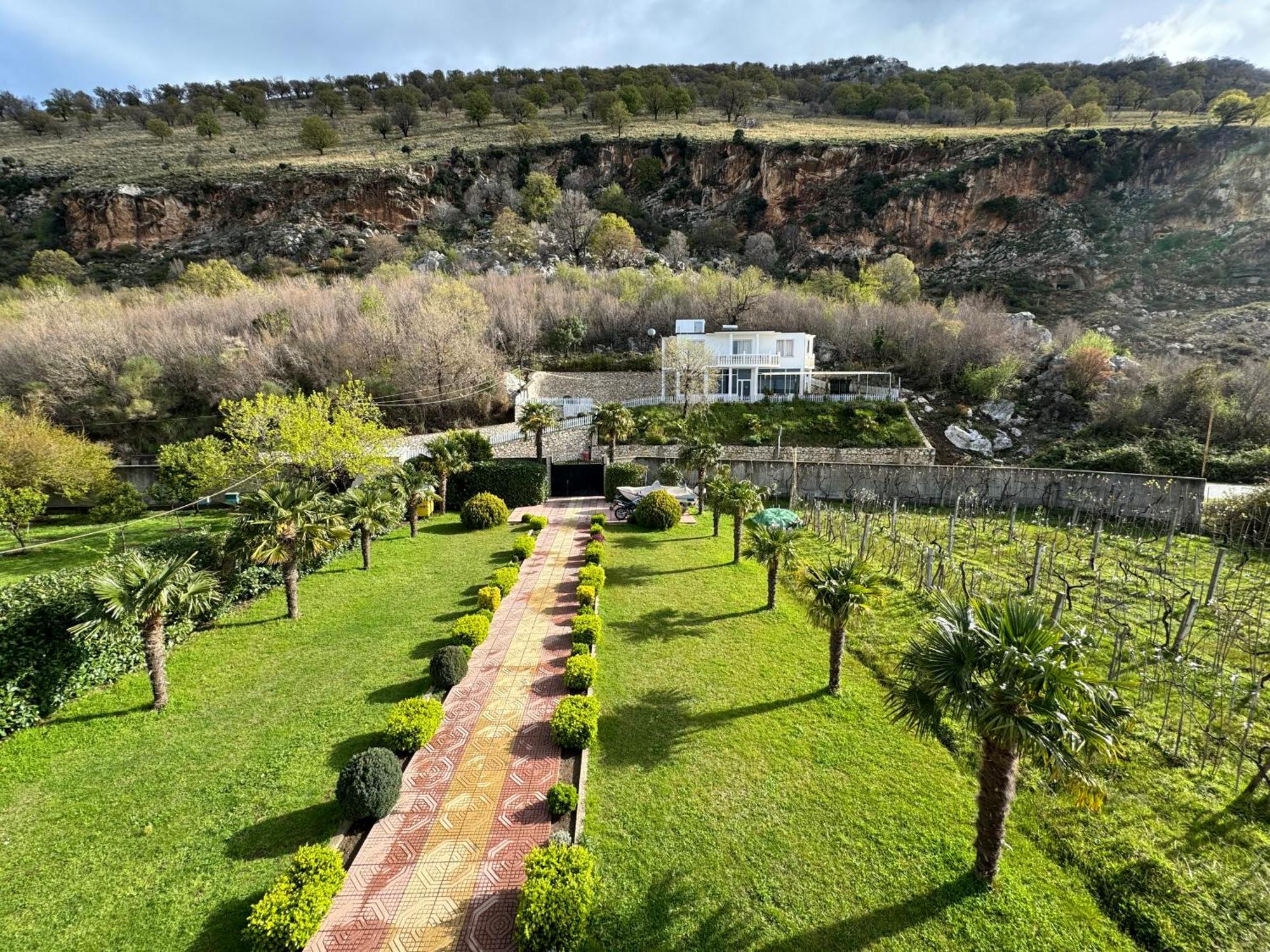 Vila Horizont Baks-Rrjoll Luaran gambar