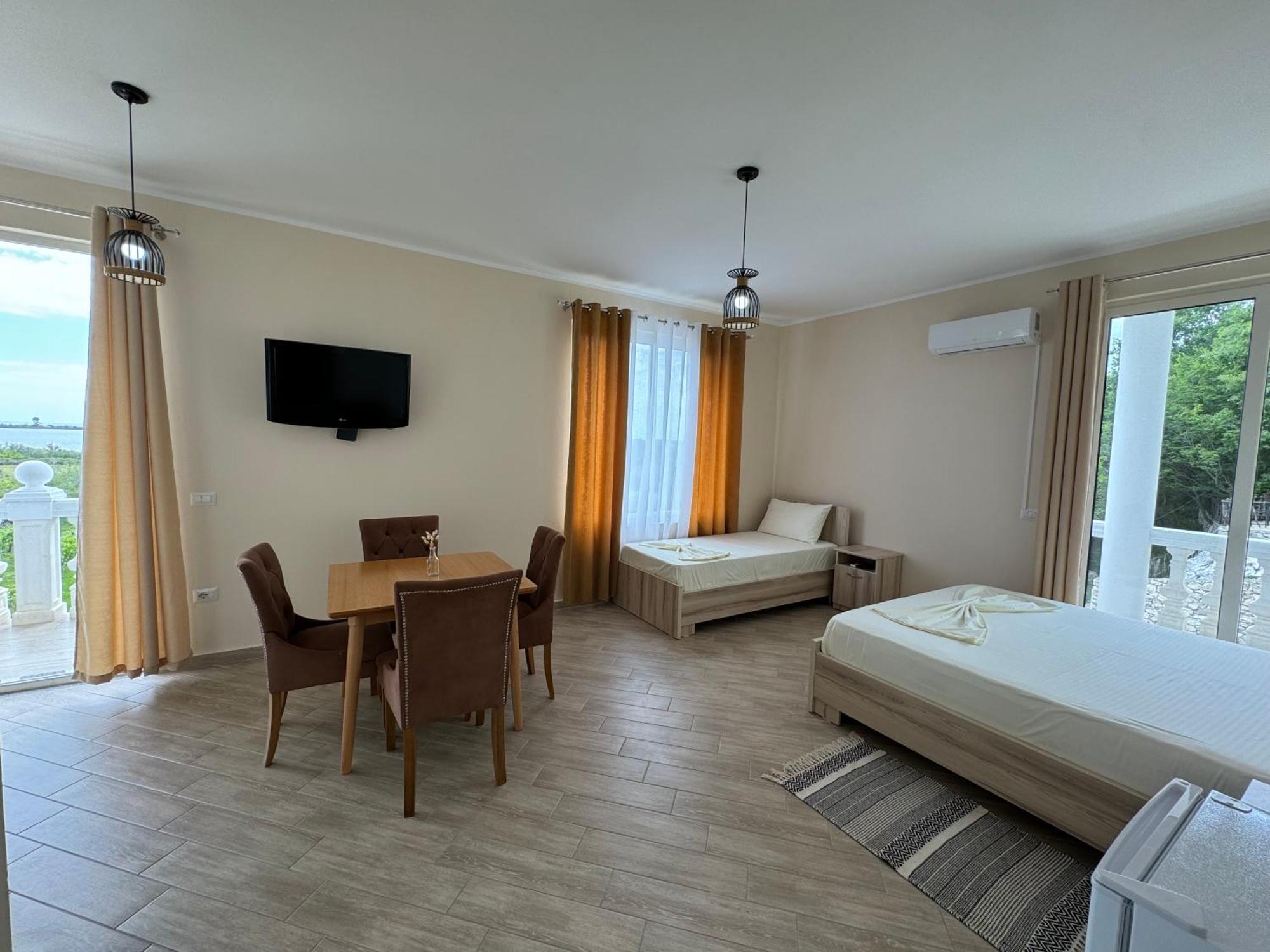 Vila Horizont Baks-Rrjoll Luaran gambar