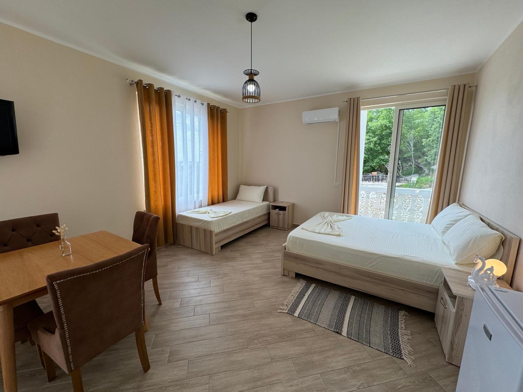 Vila Horizont Baks-Rrjoll Luaran gambar