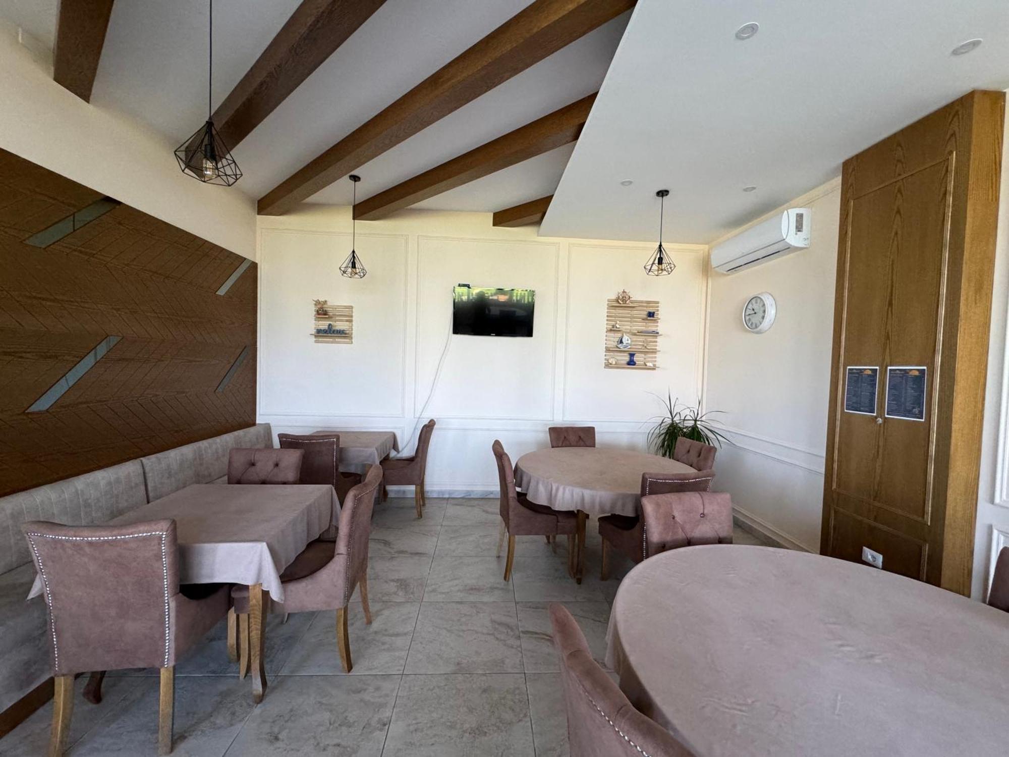 Vila Horizont Baks-Rrjoll Luaran gambar